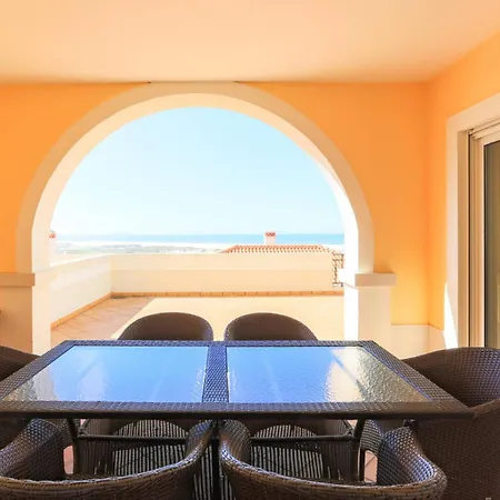 Ocean Soul House, Del Rey A1 Amoreira (Leiria)