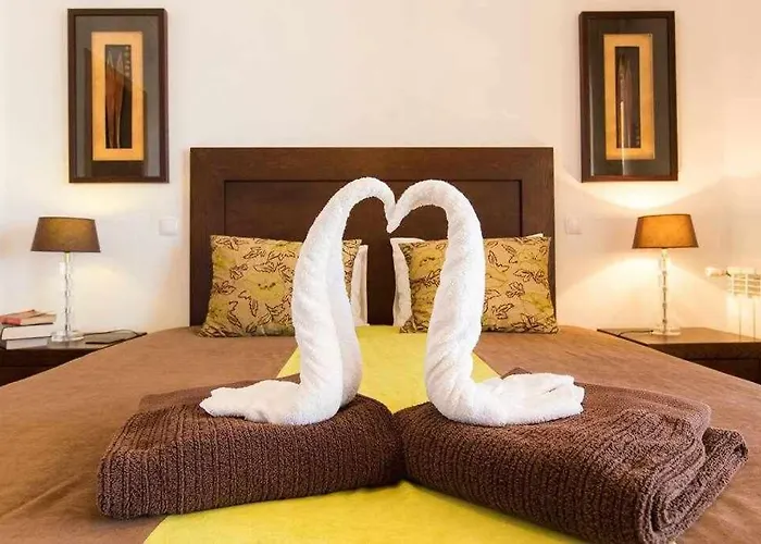 Apartment T2 Sea View, Pool, Golf, Private Terrace, Praia Del Rey, Obidos A1 Amoreira (Leiria)