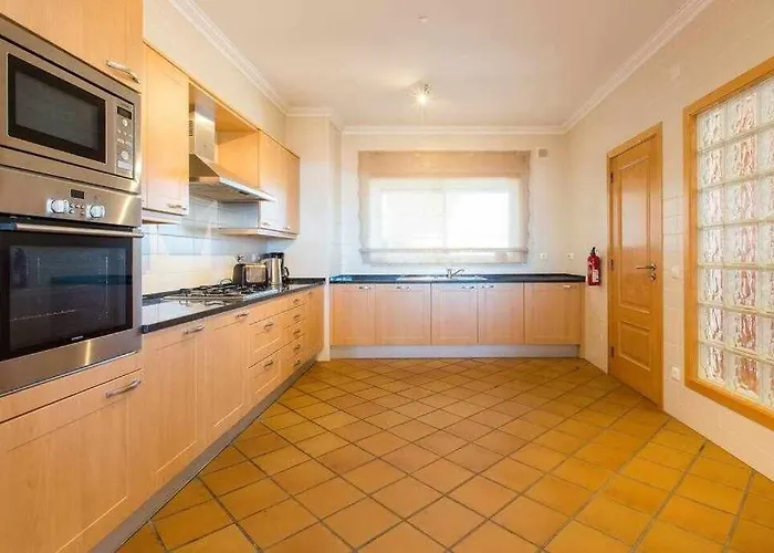 Apartment T2 Sea View, Pool, Golf, Private Terrace, Praia Del Rey, Obidos A1 Amoreira (Leiria)