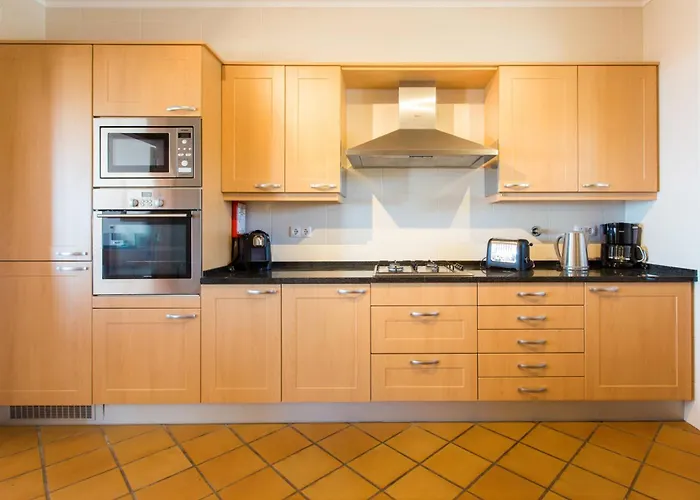 T2 Sea View, Pool, Golf, Private Terrace, Praia Del Rey, Obidos A1 Apartment Amoreira (Leiria)